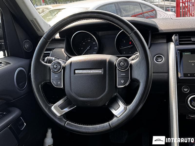 2017 Land Rover Discovery — Miniatură 8