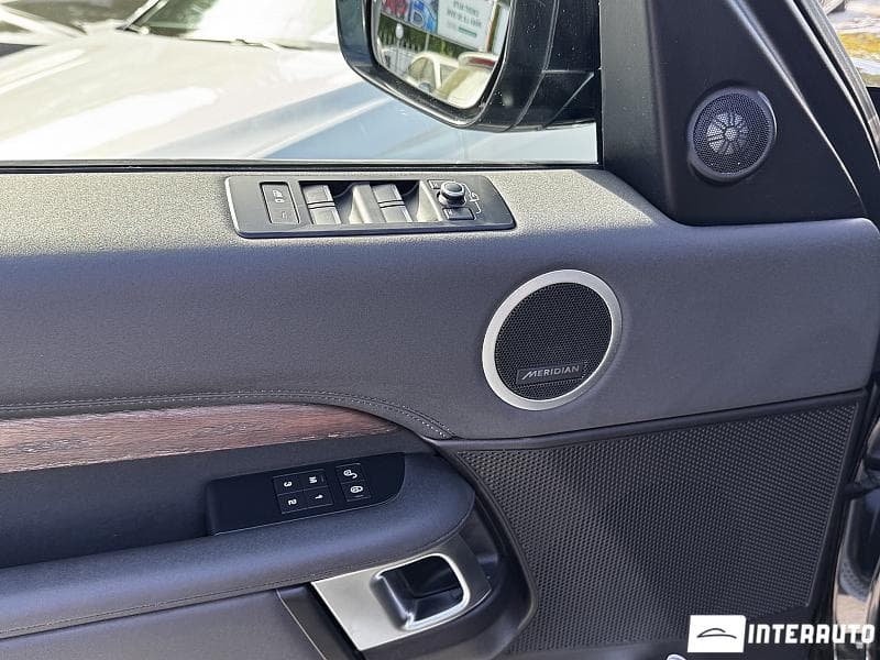 2017 Land Rover Discovery — Miniatură 15