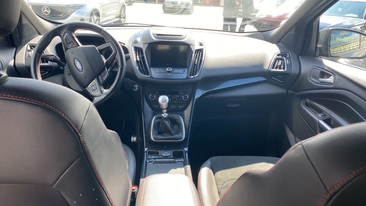2017 Ford Kuga — Miniatură 7