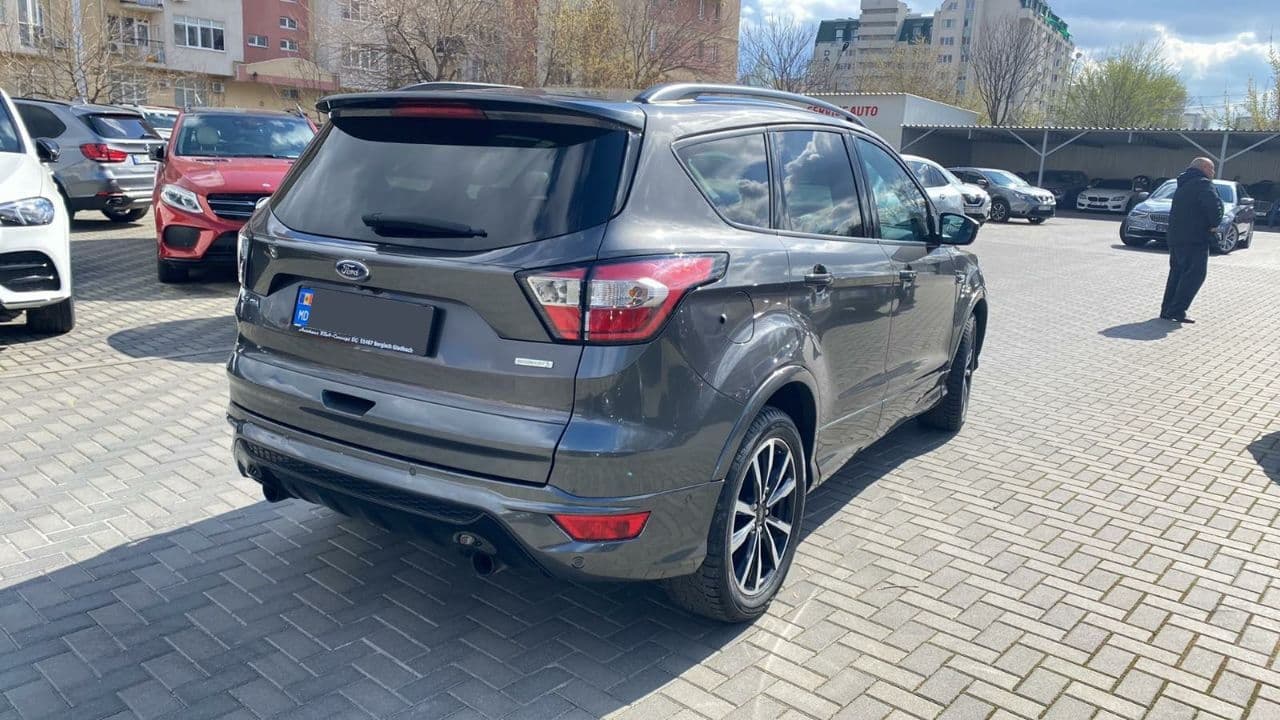 2017 Ford Kuga — Miniatură 4