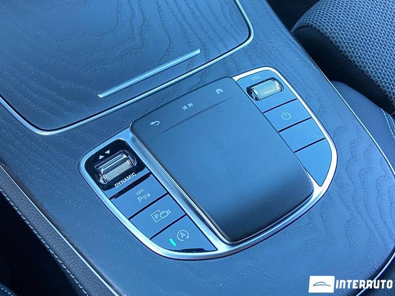 2021 Mercedes E 220 — Miniatură 16