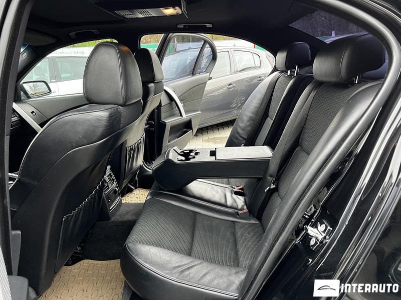 2004 BMW 525 — Miniatură 17