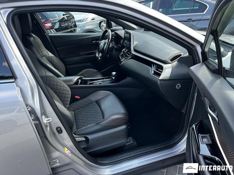 2018 Toyota C-HR — Miniatură 17