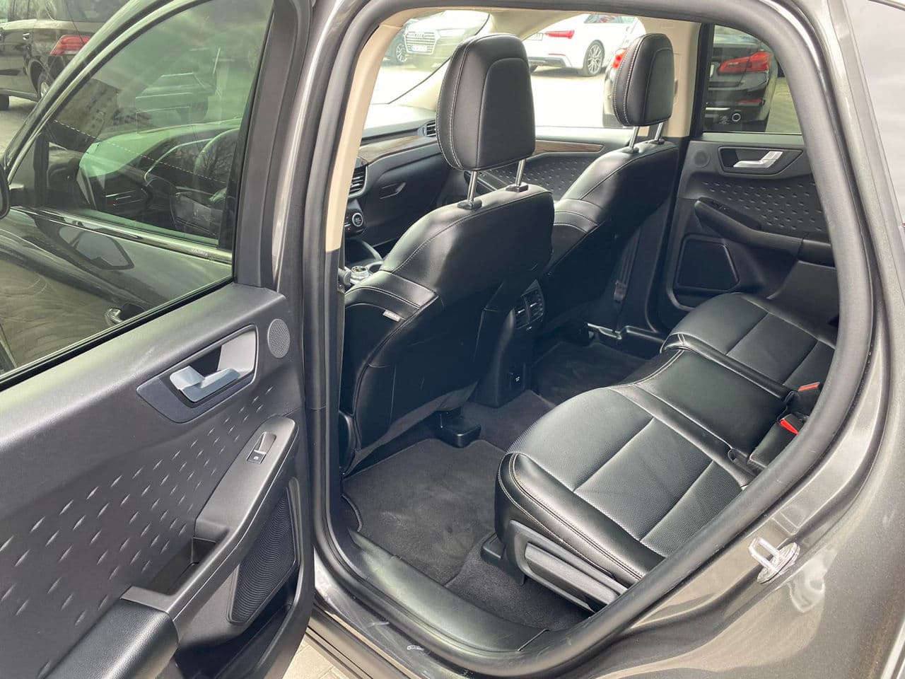 2020 Ford Escape — Miniatură 23