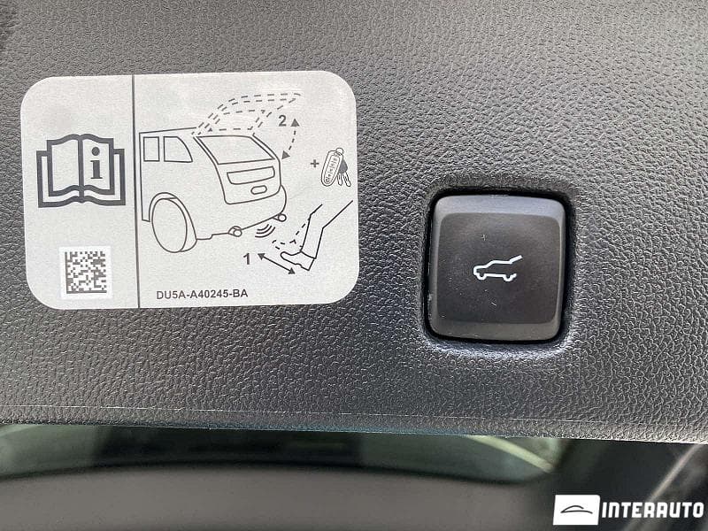 2020 Ford Escape — Miniatură 24