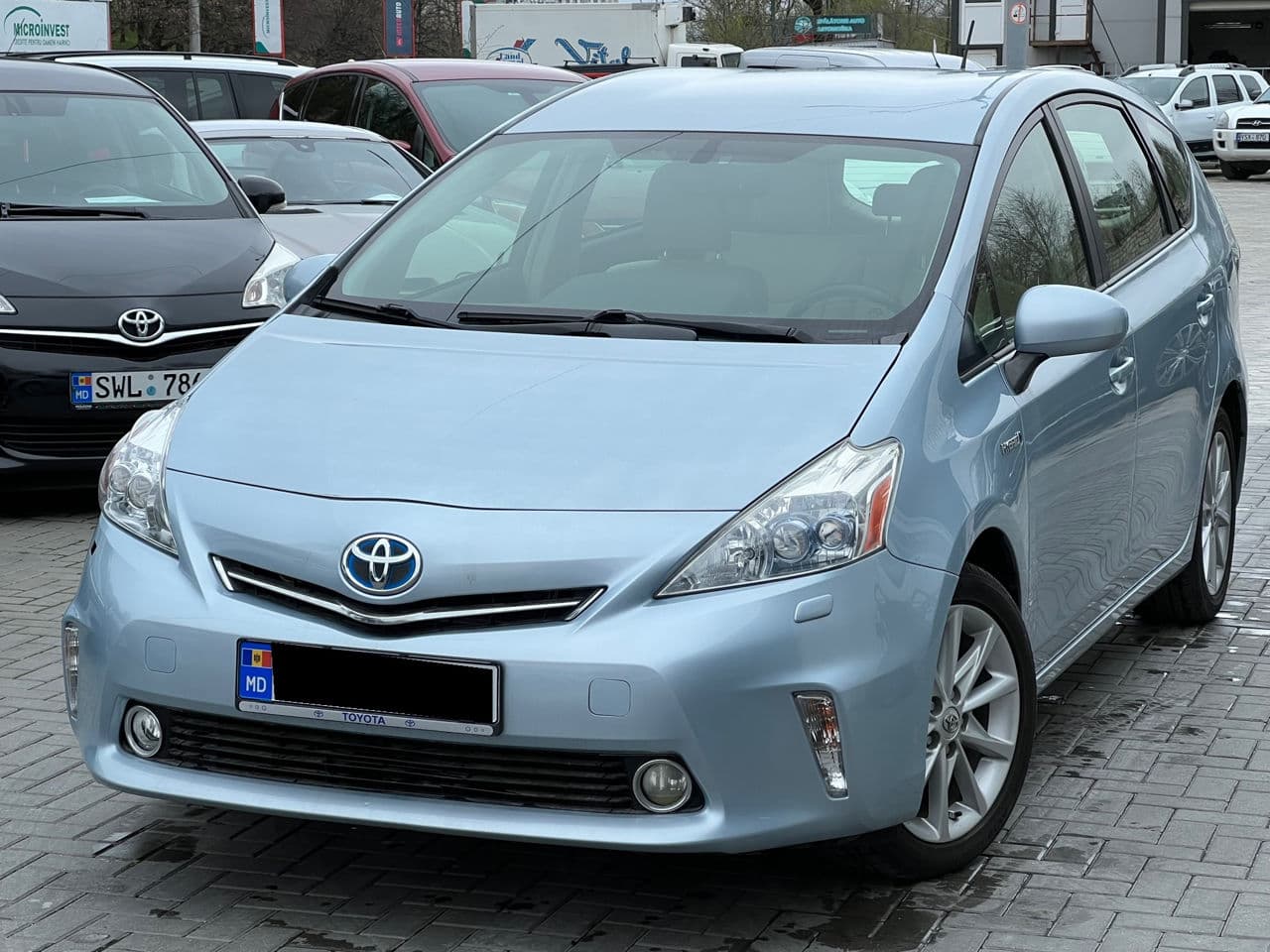 2012 Toyota Prius Plus / V — Miniatură 4