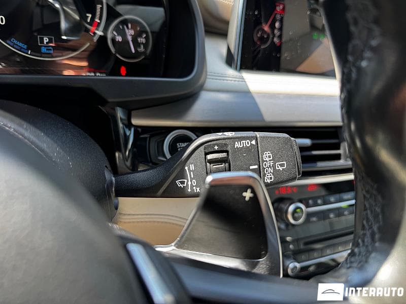 2016 BMW X5 4.0e — Miniatură 17