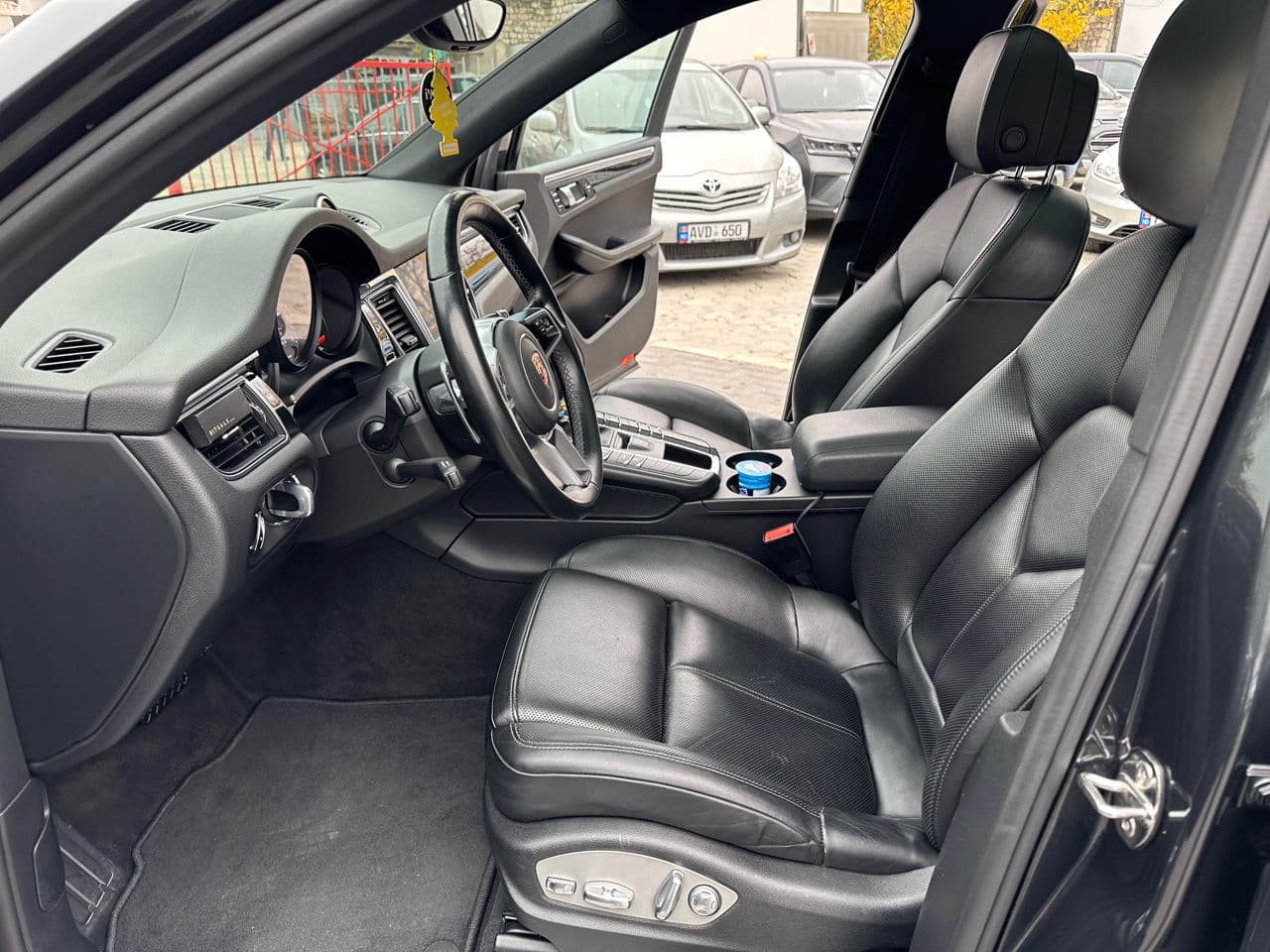 2017 Porsche Macan S — Miniatură 6