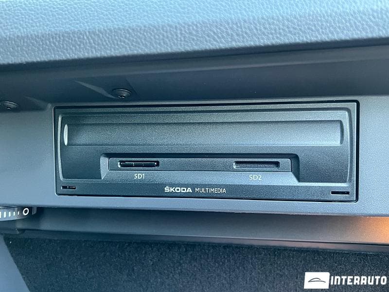 2019 Skoda Superb — Miniatură 19