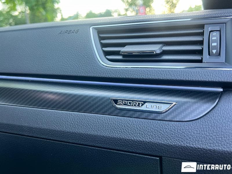 2019 Skoda Superb — Miniatură 18