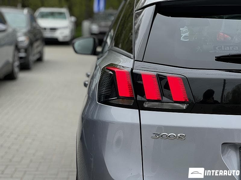 2018 Peugeot 3008 — Miniatură 5
