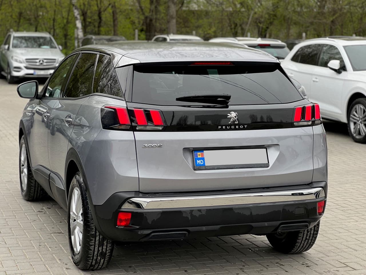 2018 Peugeot 3008 — Miniatură 4