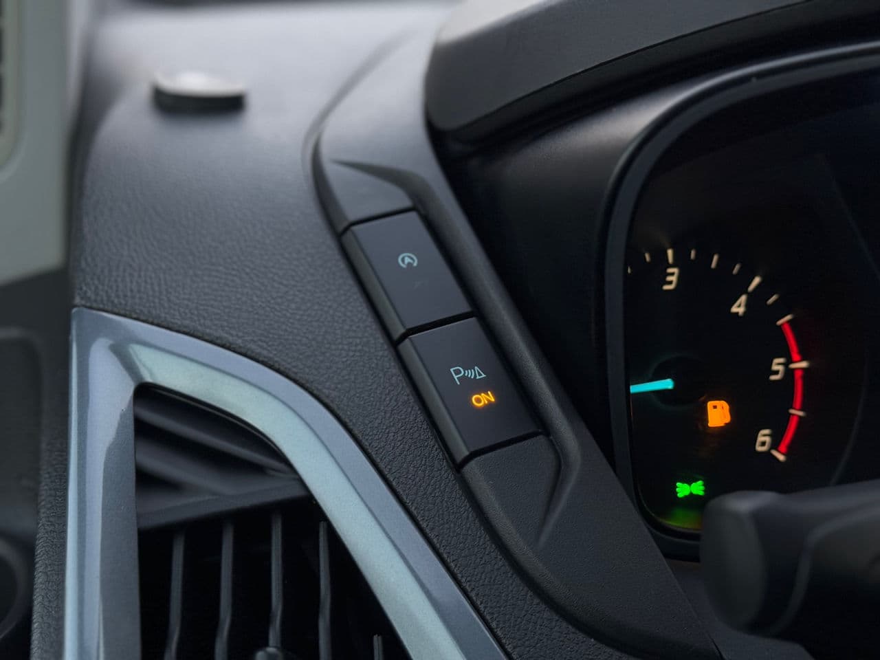 2014 Ford Transit — Miniatură 11