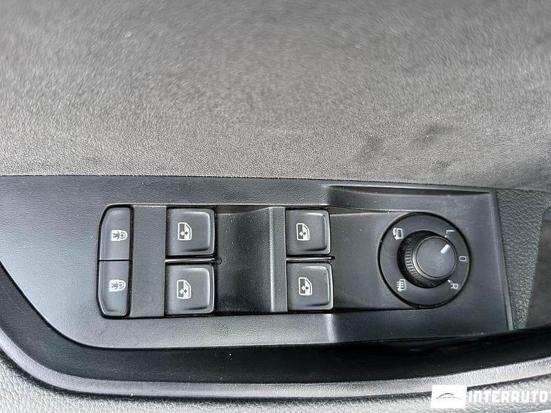 2020 Skoda Superb — Miniatură 20