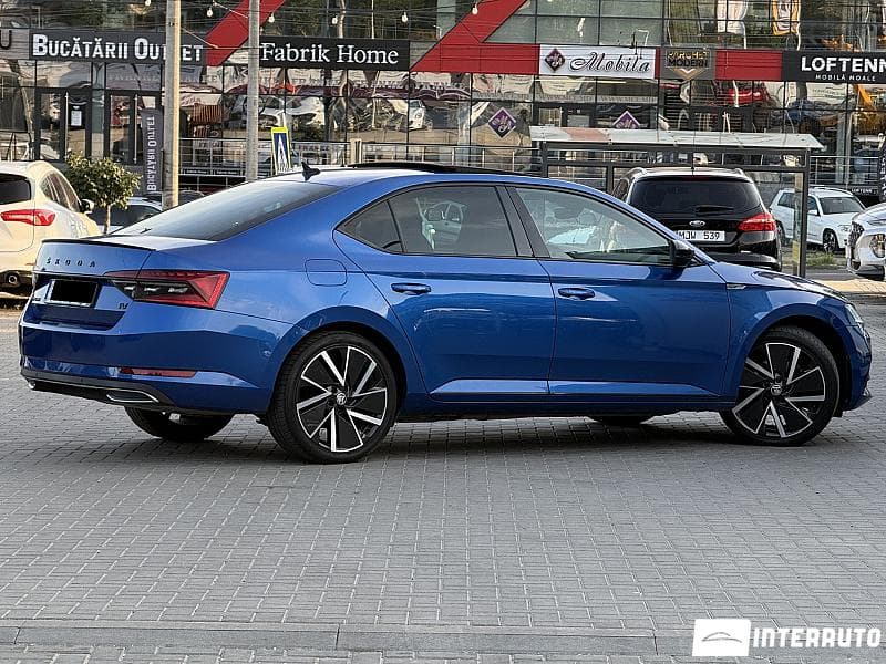2020 Skoda Superb — Miniatură 3