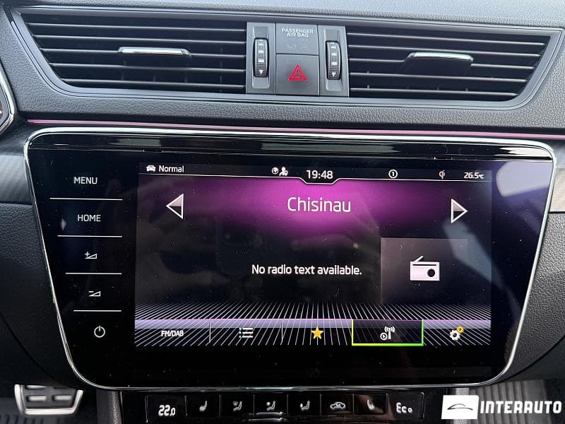 2020 Skoda Superb — Miniatură 9