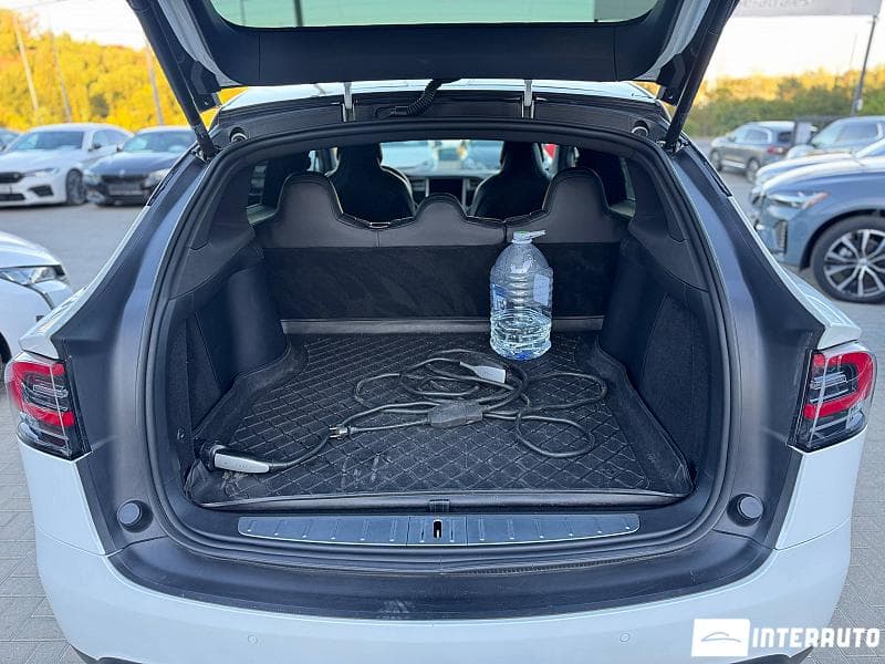 2017 Tesla Model X — Miniatură 19