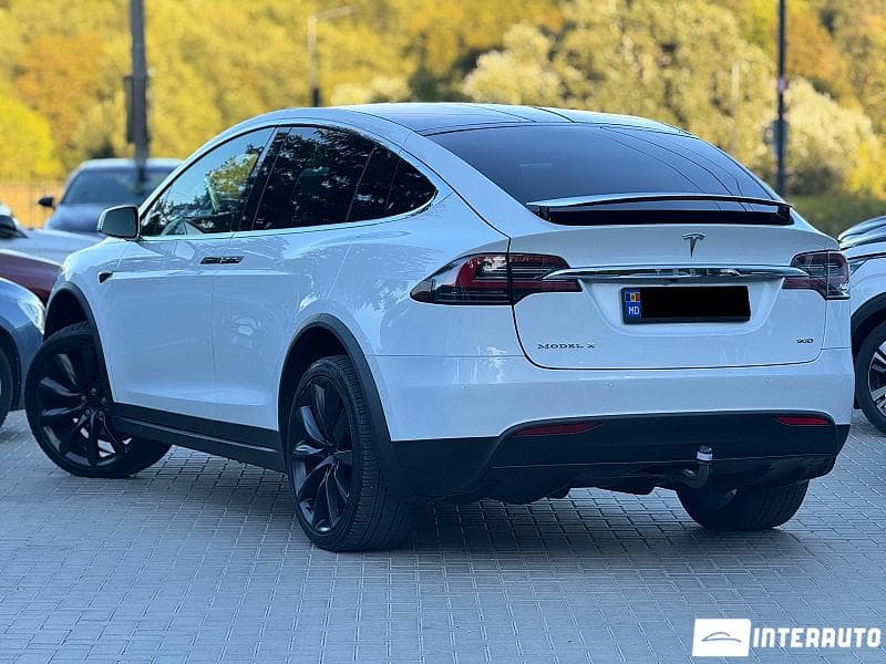 2017 Tesla Model X — Miniatură 5