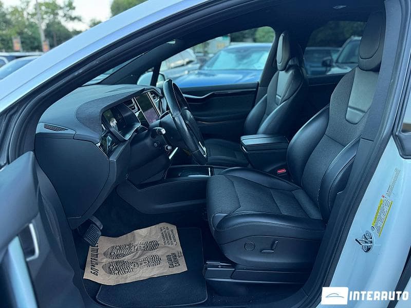 2017 Tesla Model X — Miniatură 6