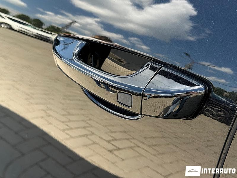 2015 Porsche Cayenne Turbo — Miniatură 5