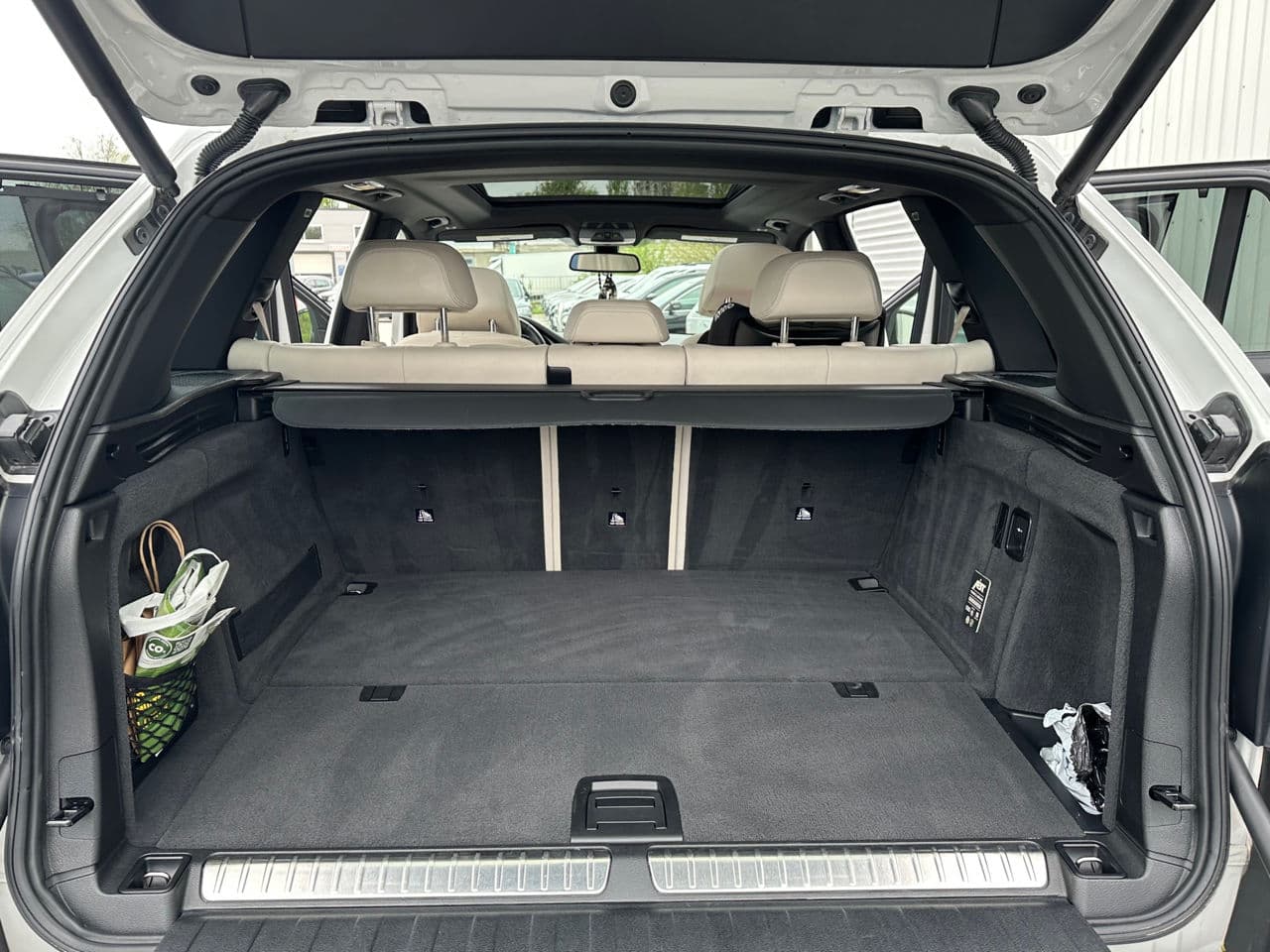 2017 BMW X5 4.0e — Miniatură 22