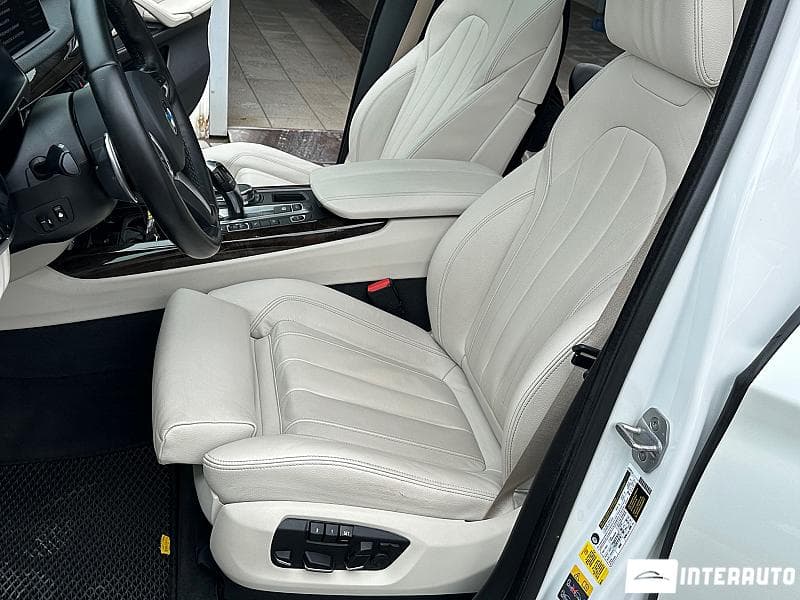 2017 BMW X5 4.0e — Miniatură 5