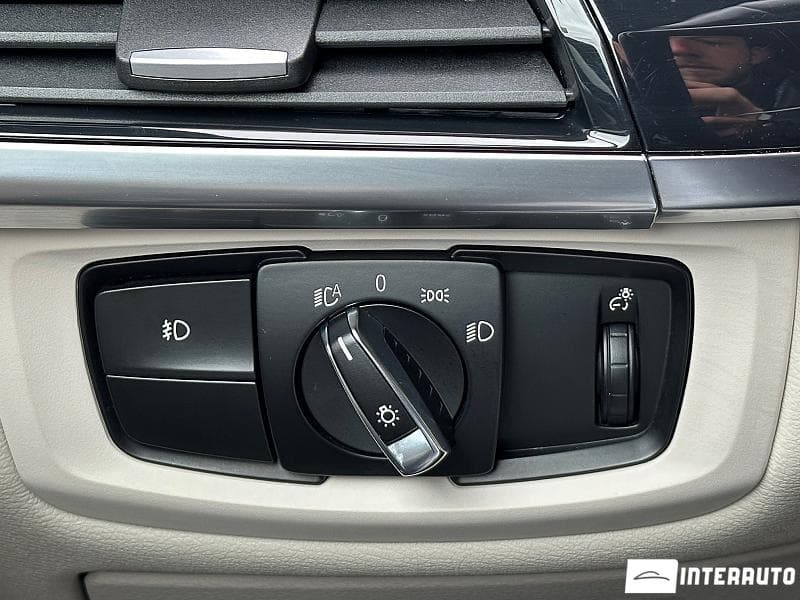 2017 BMW X5 4.0e — Miniatură 16