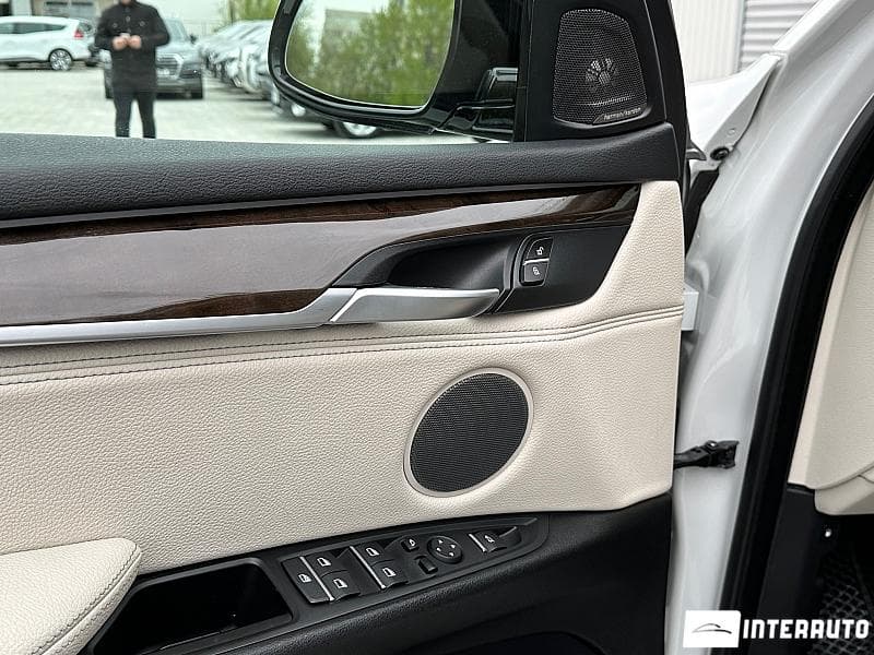 2017 BMW X5 4.0e — Miniatură 18