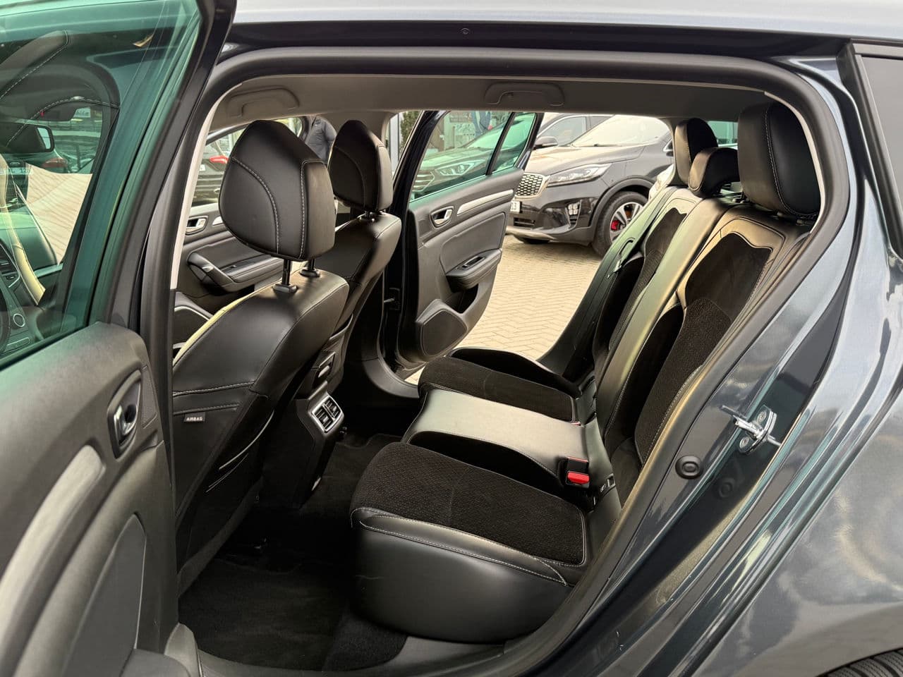 2017 Renault Megane — Miniatură 15