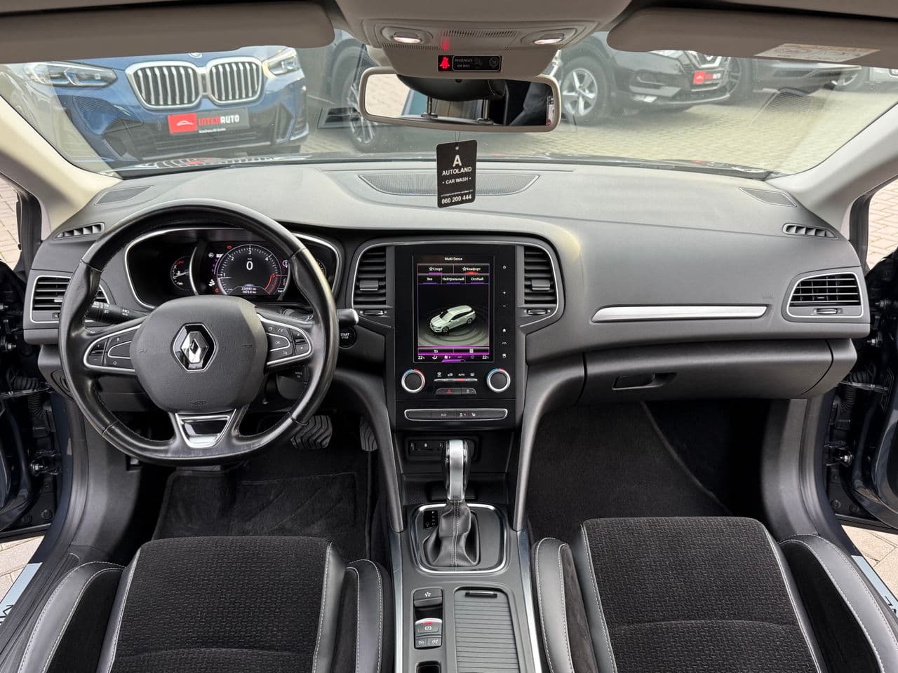 2017 Renault Megane — Miniatură 6