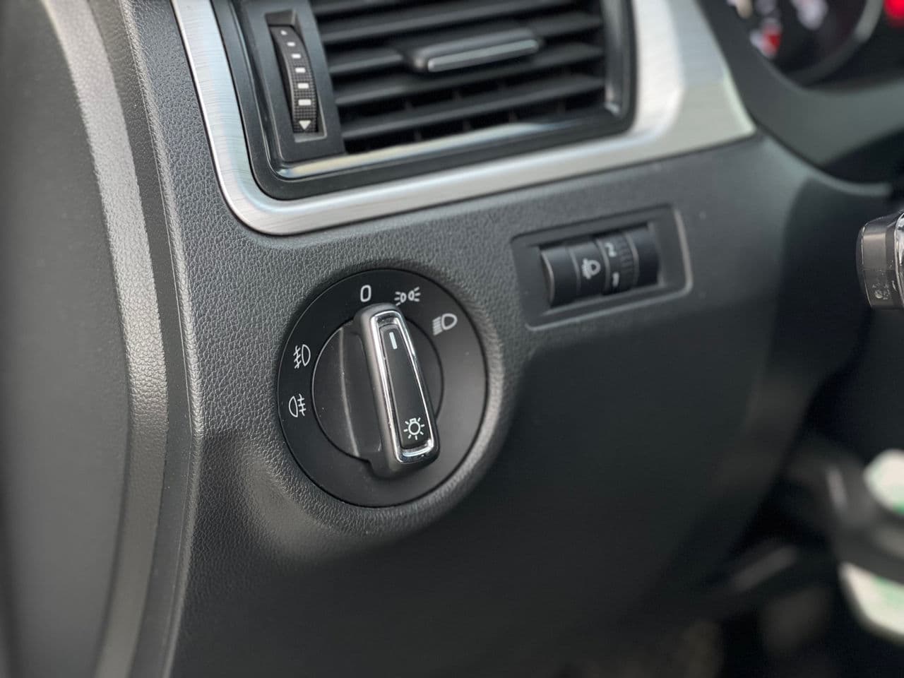 2016 Skoda Rapid — Miniatură 7