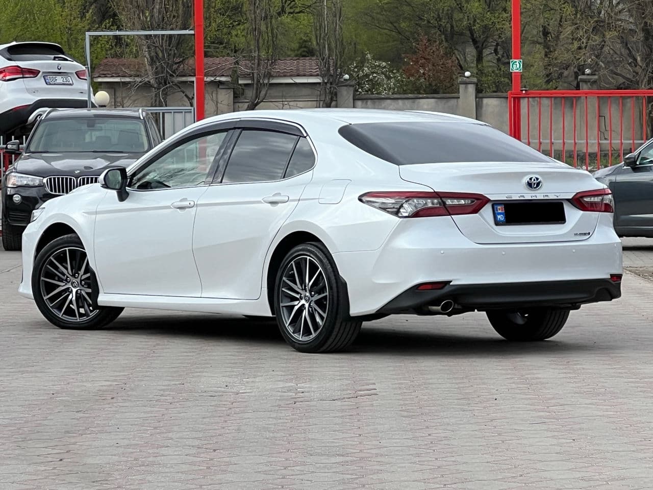 Toyota Camry 2022 — Миниатюра 2