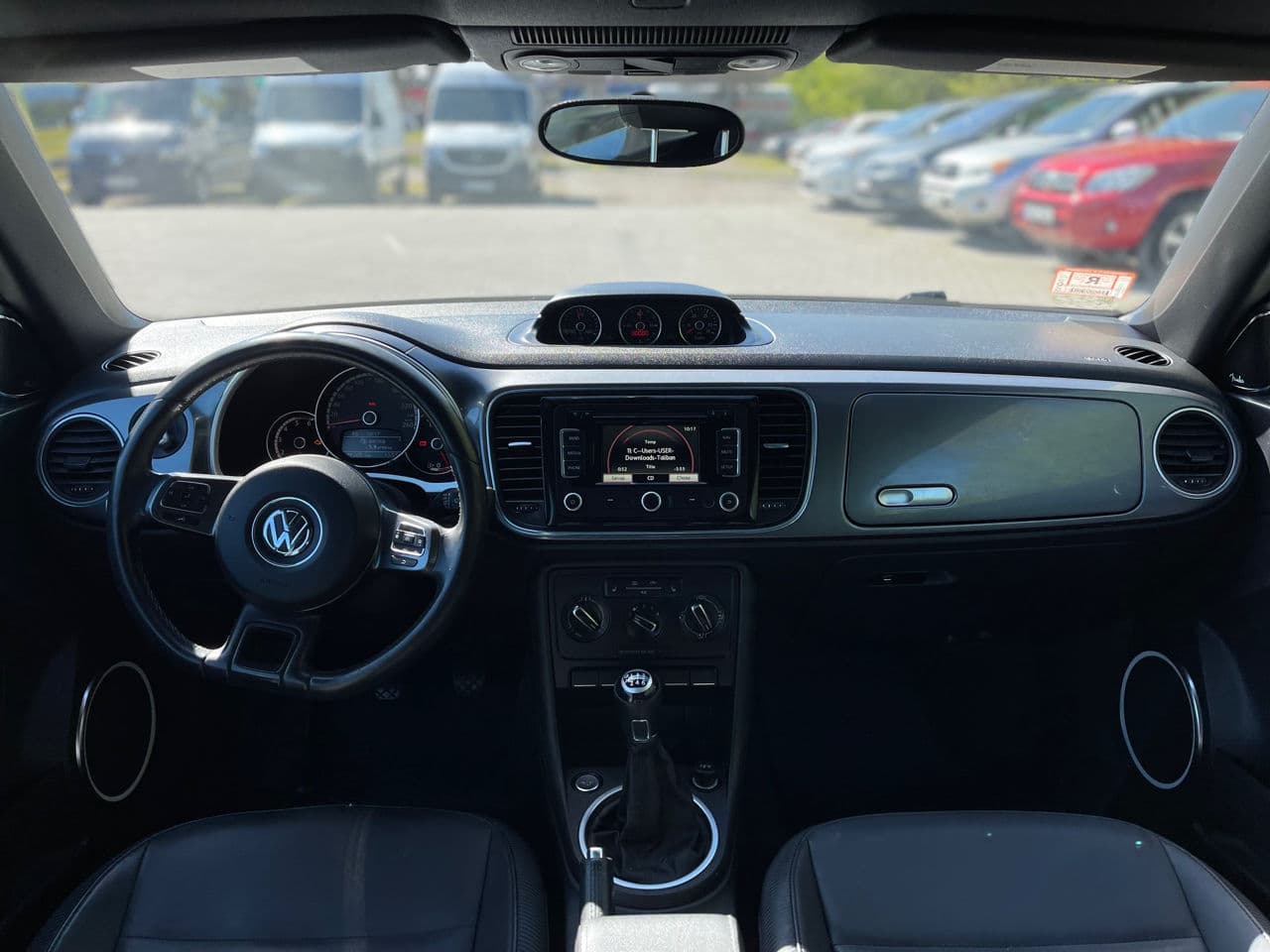 2013 Volkswagen Beetle — Miniatură 13