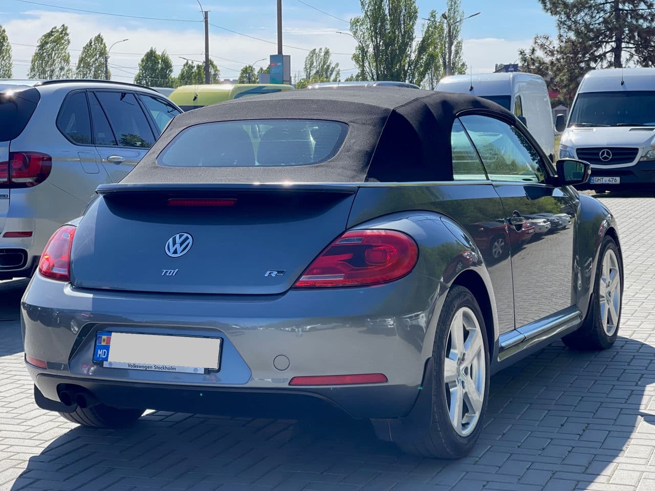 2013 Volkswagen Beetle — Miniatură 3