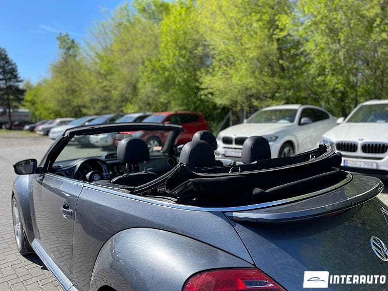 2013 Volkswagen Beetle — Miniatură 6