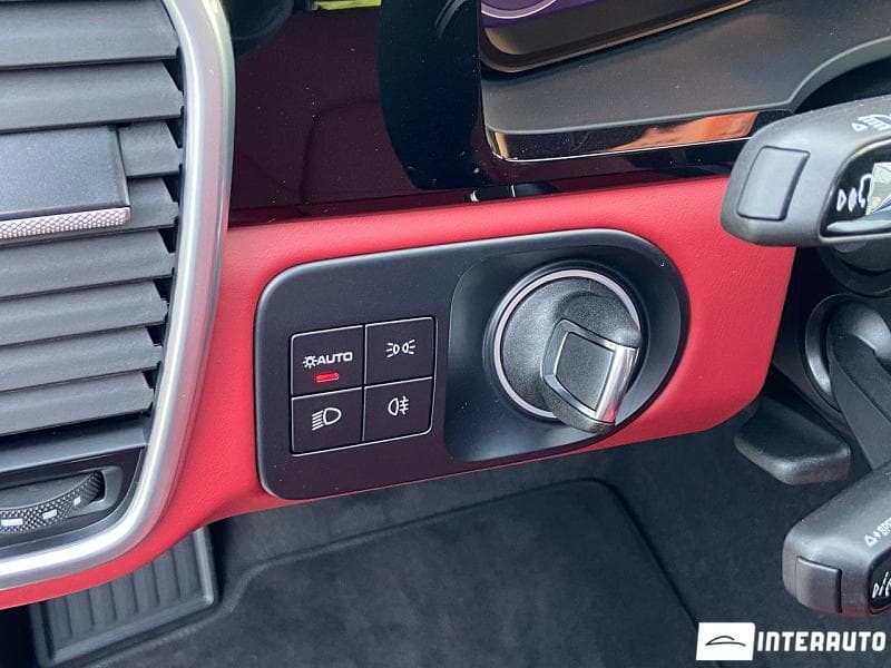 2023 Porsche Cayenne — Miniatură 17