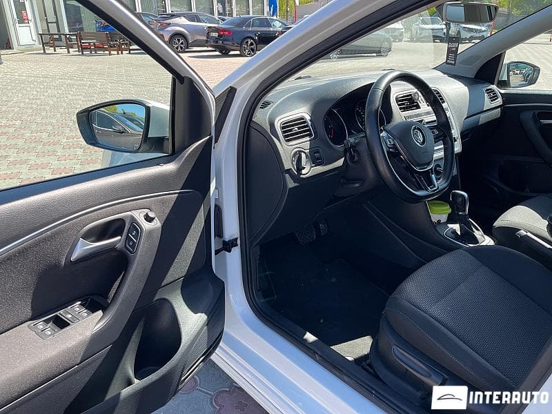 2015 Volkswagen Polo — Miniatură 5