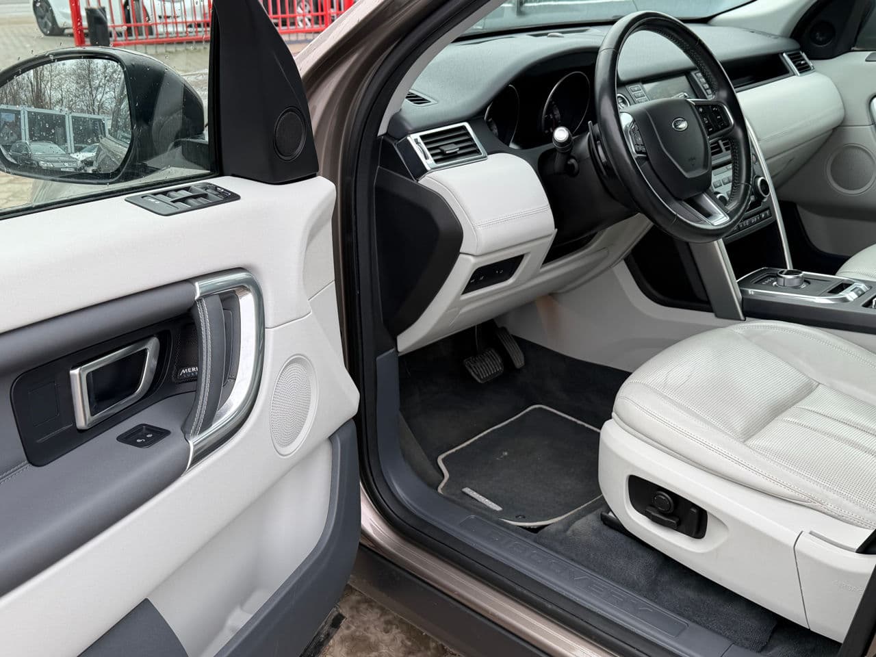 2016 Land Rover Discovery Sport — Miniatură 6