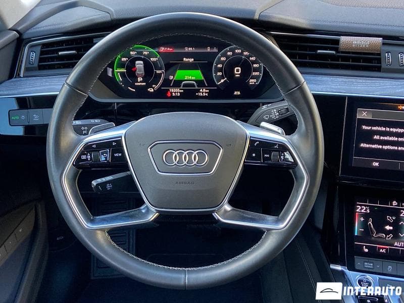 2022 Audi E-tron — Miniatură 9