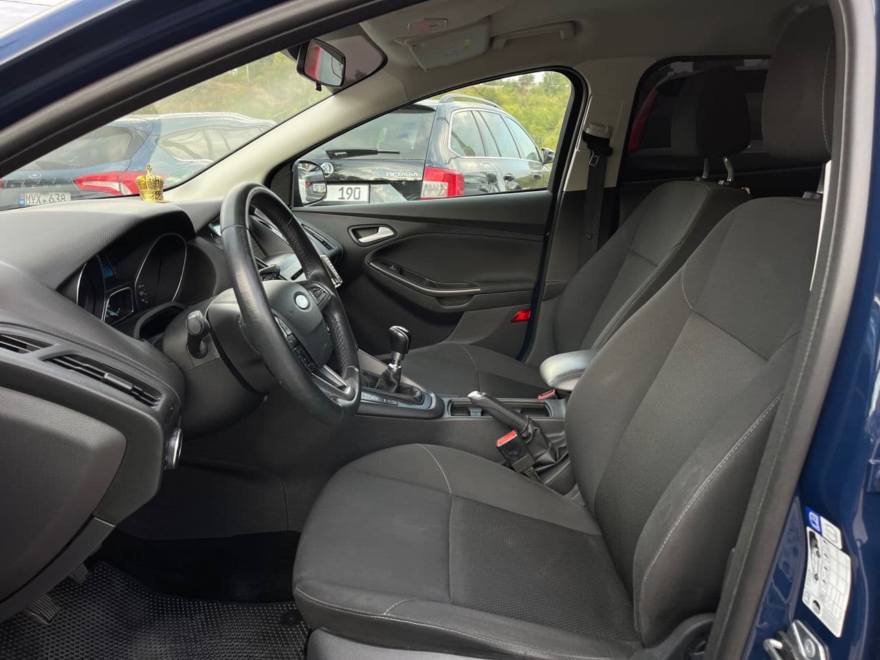 2016 Ford Focus — Miniatură 5