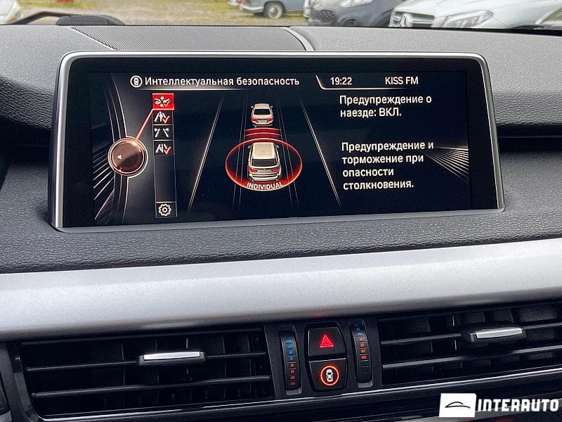 2016 BMW X5 4.0e — Miniatură 19