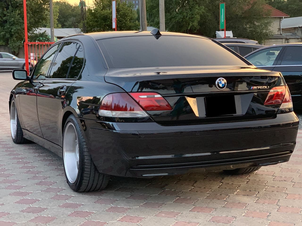 2004 BMW 760 — Miniatură 2
