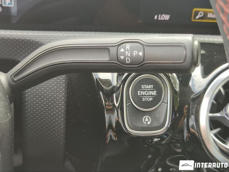 2019 Mercedes A 35 AMG — Miniatură 18
