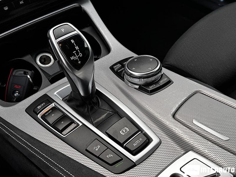 2014 BMW 525 — Miniatură 14