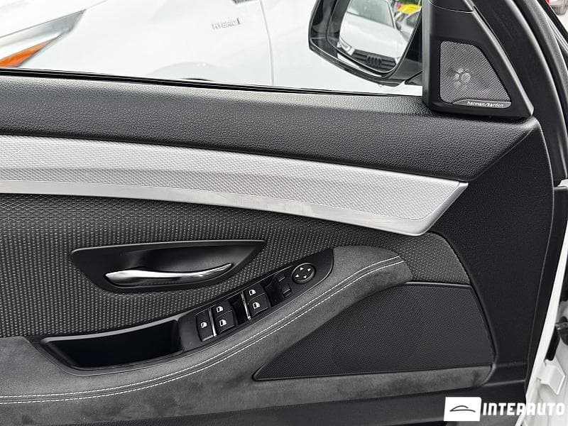2014 BMW 525 — Miniatură 15