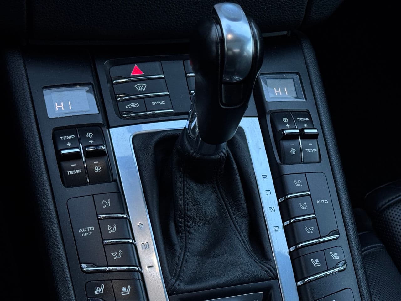 2018 Porsche Macan — Miniatură 11