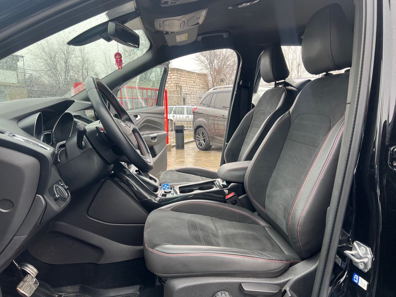 2018 Ford Kuga — Miniatură 6