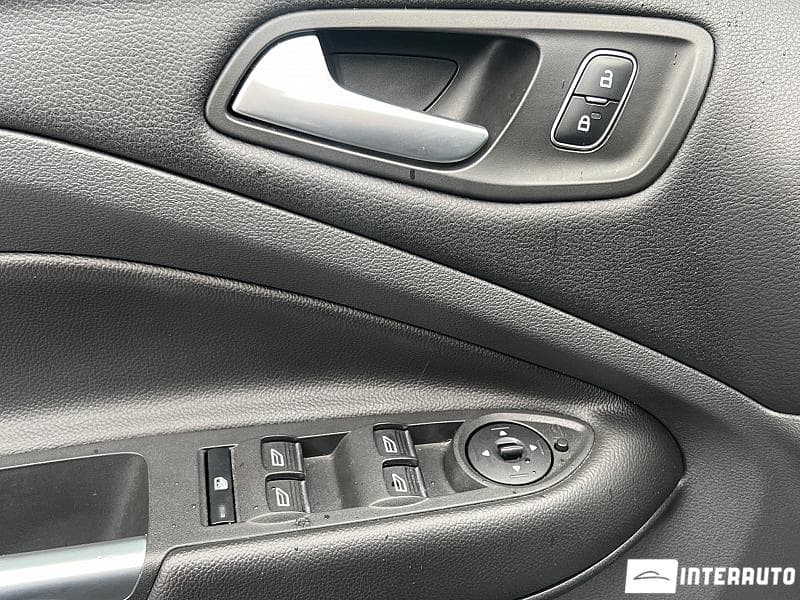 2018 Ford Kuga — Miniatură 14
