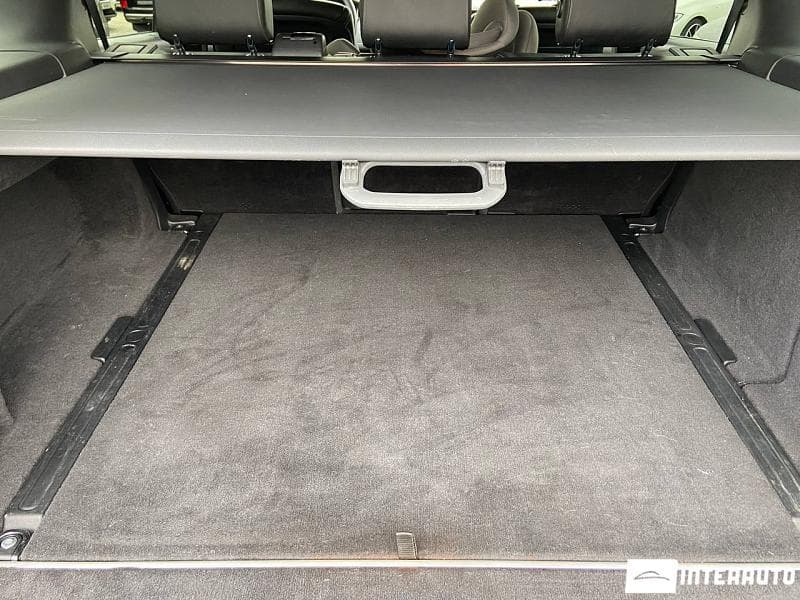 2019 Land Rover Discovery — Miniatură 20