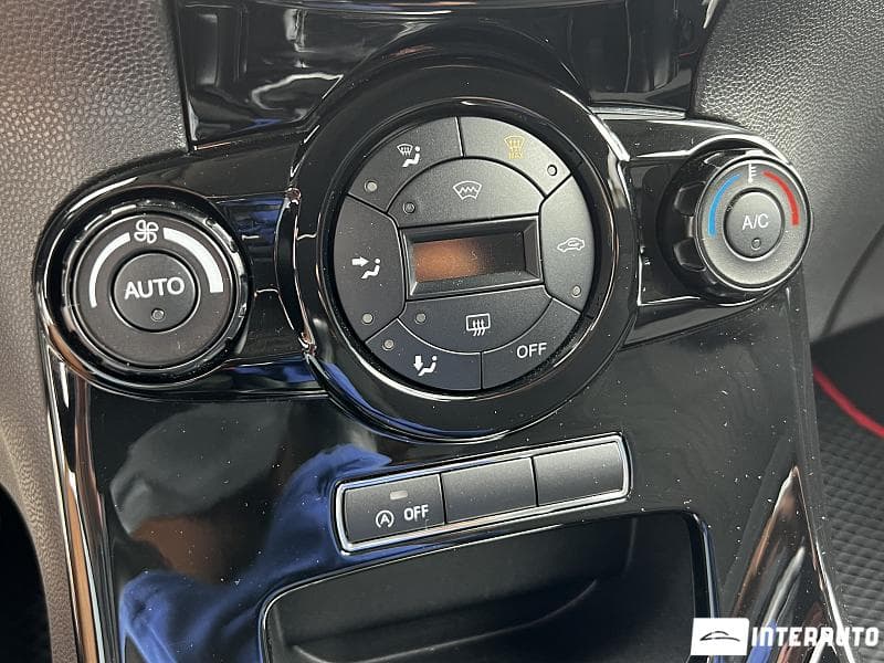 Ford Fiesta 2012 — Миниатюра 10